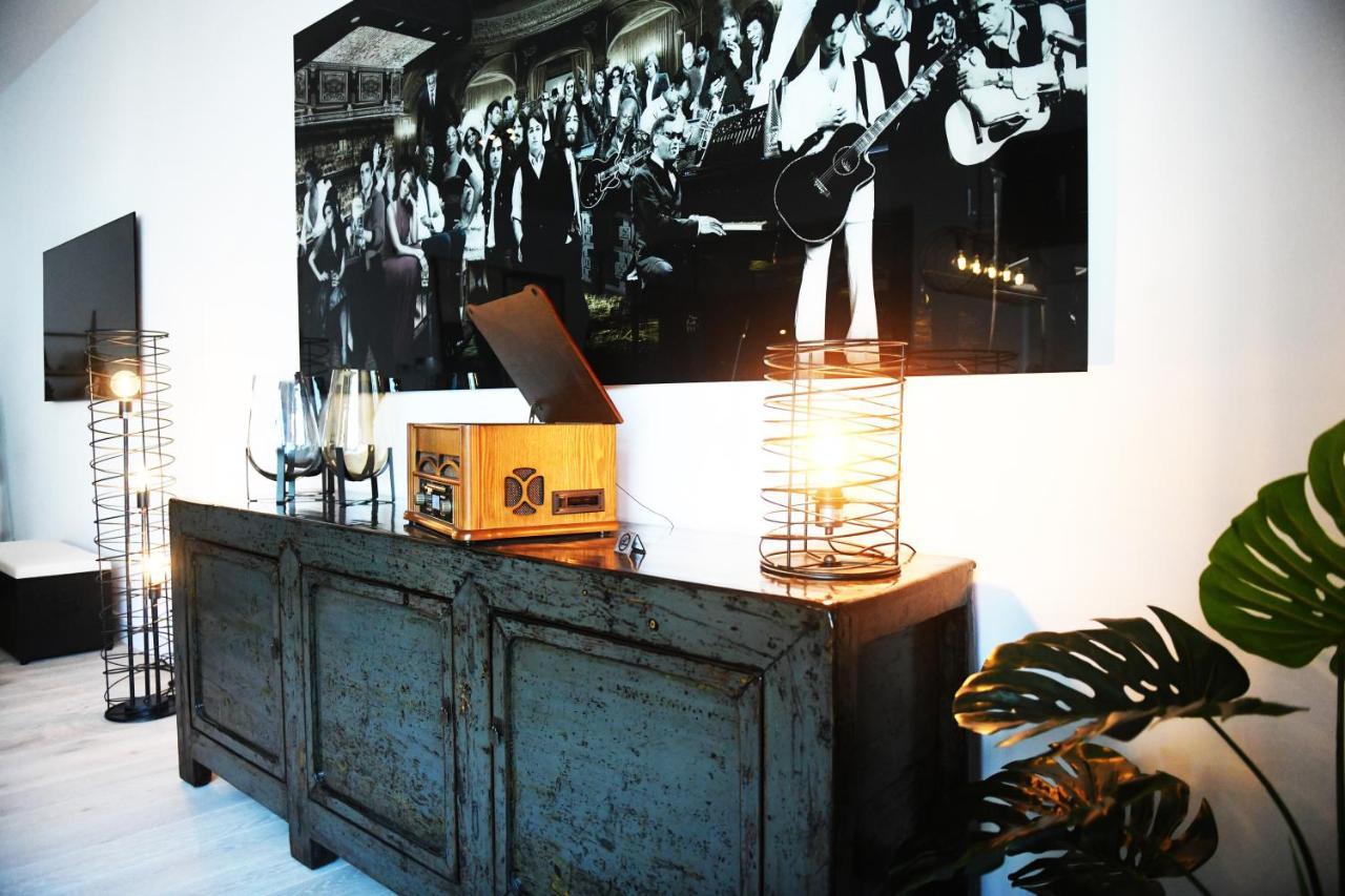 Music Of The World - Antwerp Apartment Exterior photo